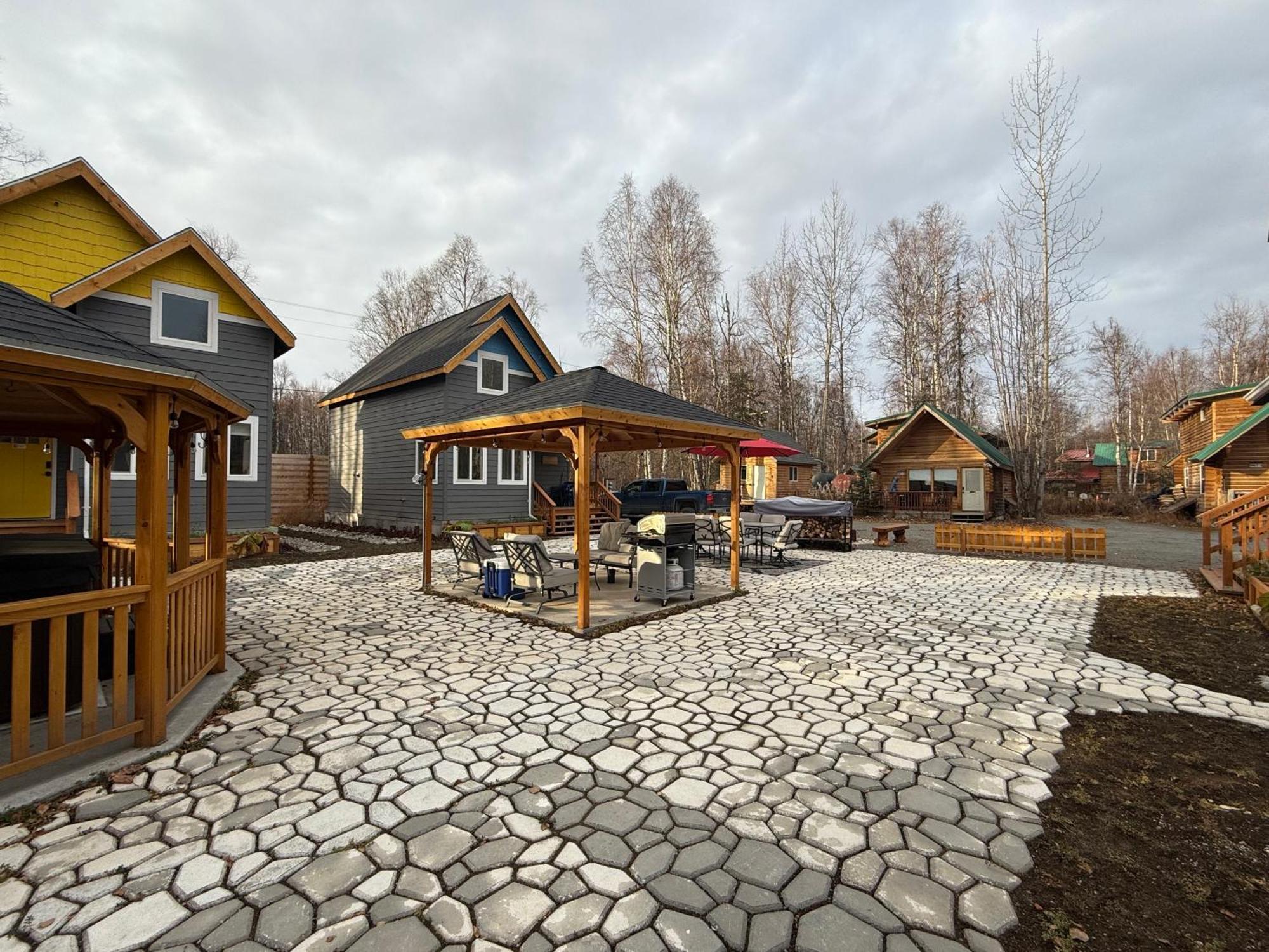 Talkeetna Log Cabin With Hot Tub Unit 2 Zewnętrze zdjęcie