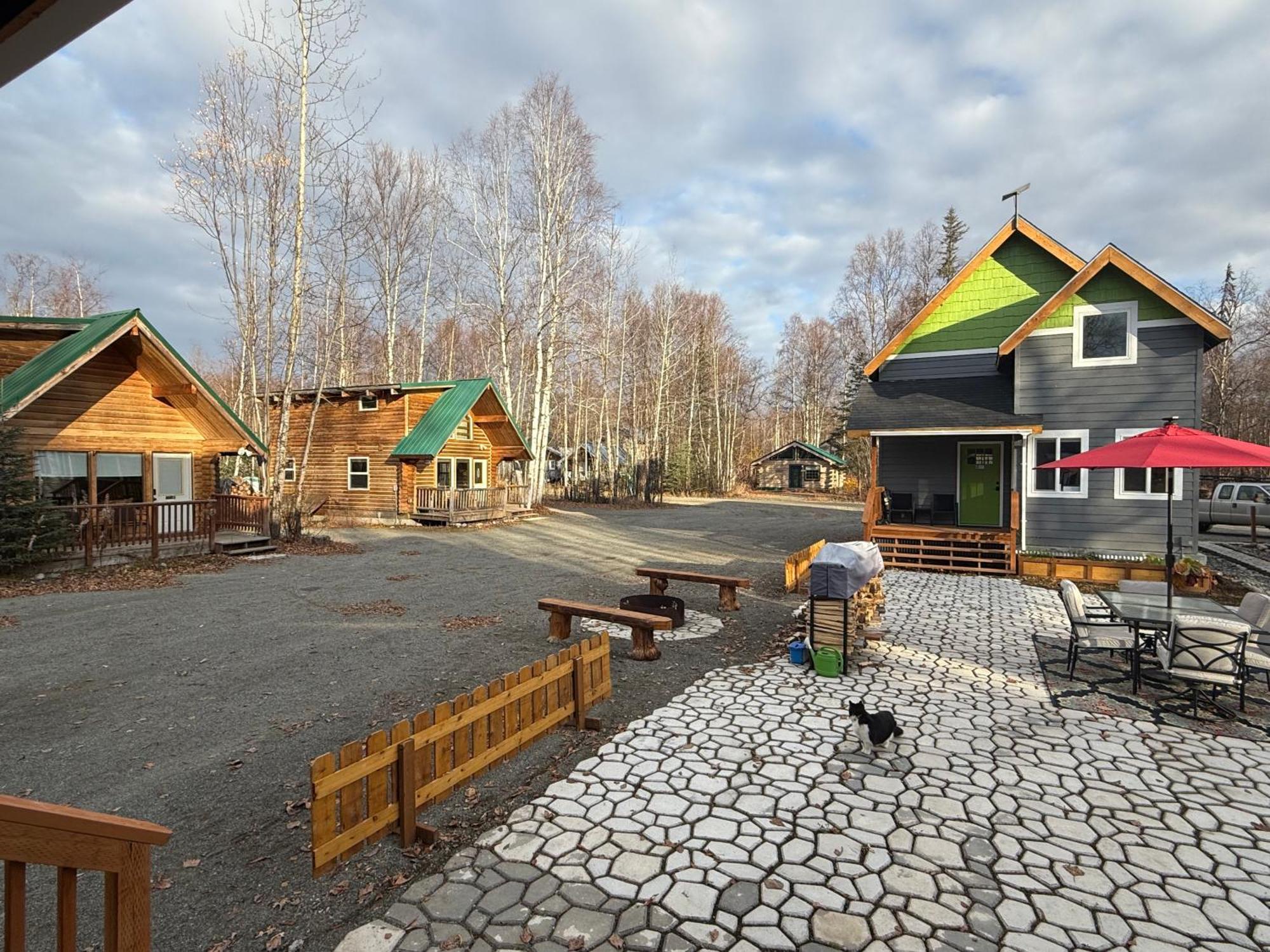 Talkeetna Log Cabin With Hot Tub Unit 2 Zewnętrze zdjęcie