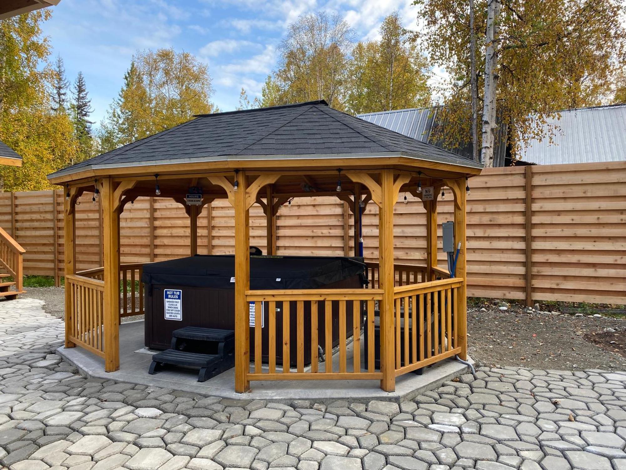 Talkeetna Log Cabin With Hot Tub Unit 2 Zewnętrze zdjęcie